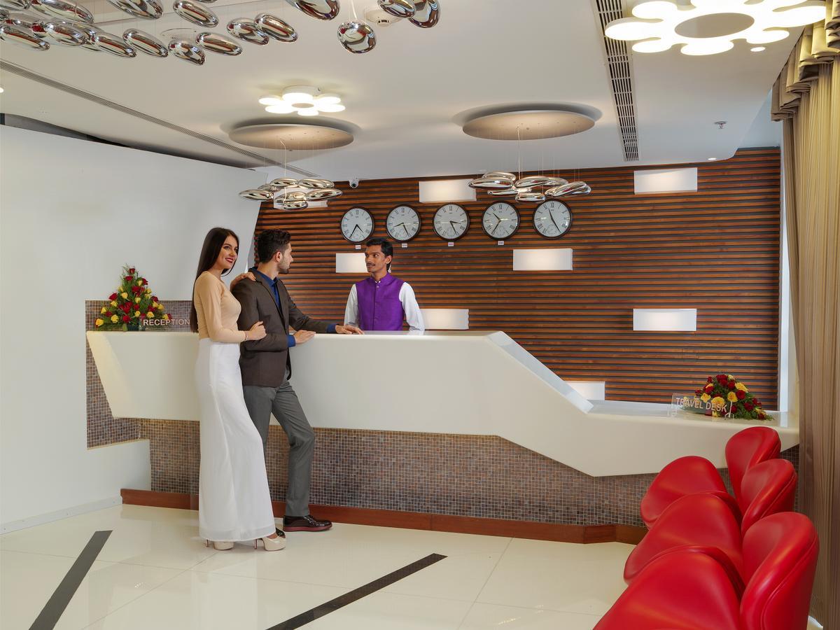 The Blooms Cochin Hotel Kochi Luaran gambar